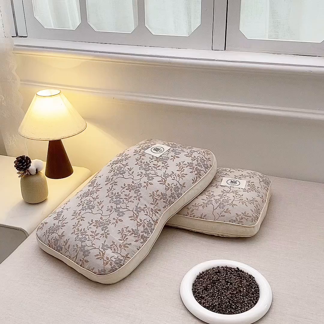 91家纺网 家纺一手货源 找家纺 珍贝家纺 2026新款棉麻荞麦枕枕头枕芯 棉麻荞麦枕-藤蔓花