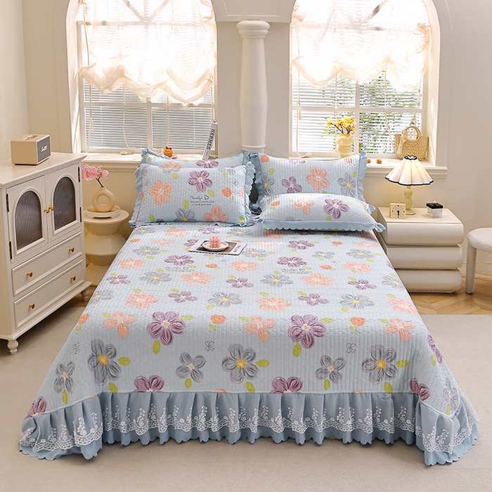 91家纺网 家纺一手货源 找家纺 彩亿家纺 2026春夏新品四季床盖泡芙棉双层纱蕾丝床裙加厚床单 夏花