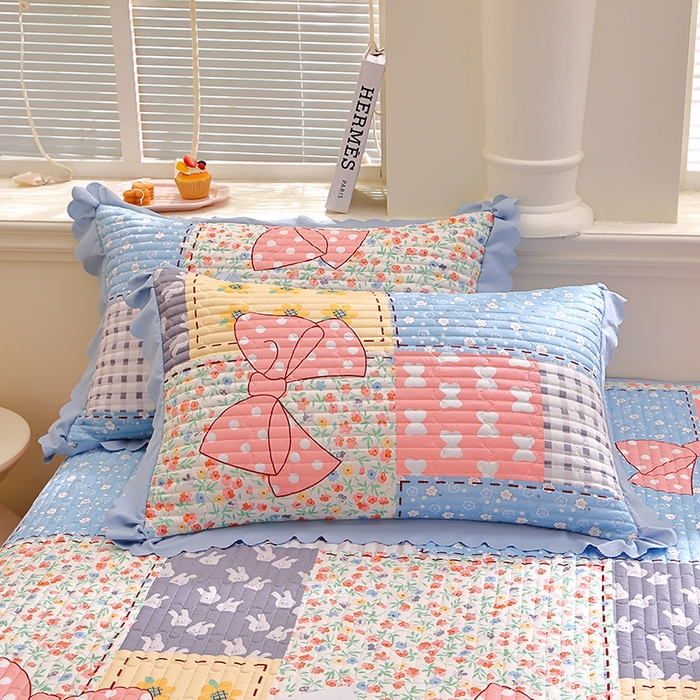 91家纺网 家纺一手货源 找家纺 彩亿家纺 2026春夏新品四季床盖泡芙棉双层纱蕾丝床裙加厚床单 爱丽丝