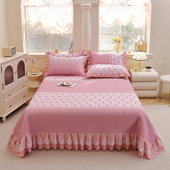 彩亿家纺 2026春夏新品四季床盖泡芙棉双层纱蕾丝床裙加厚床单 甜心粉