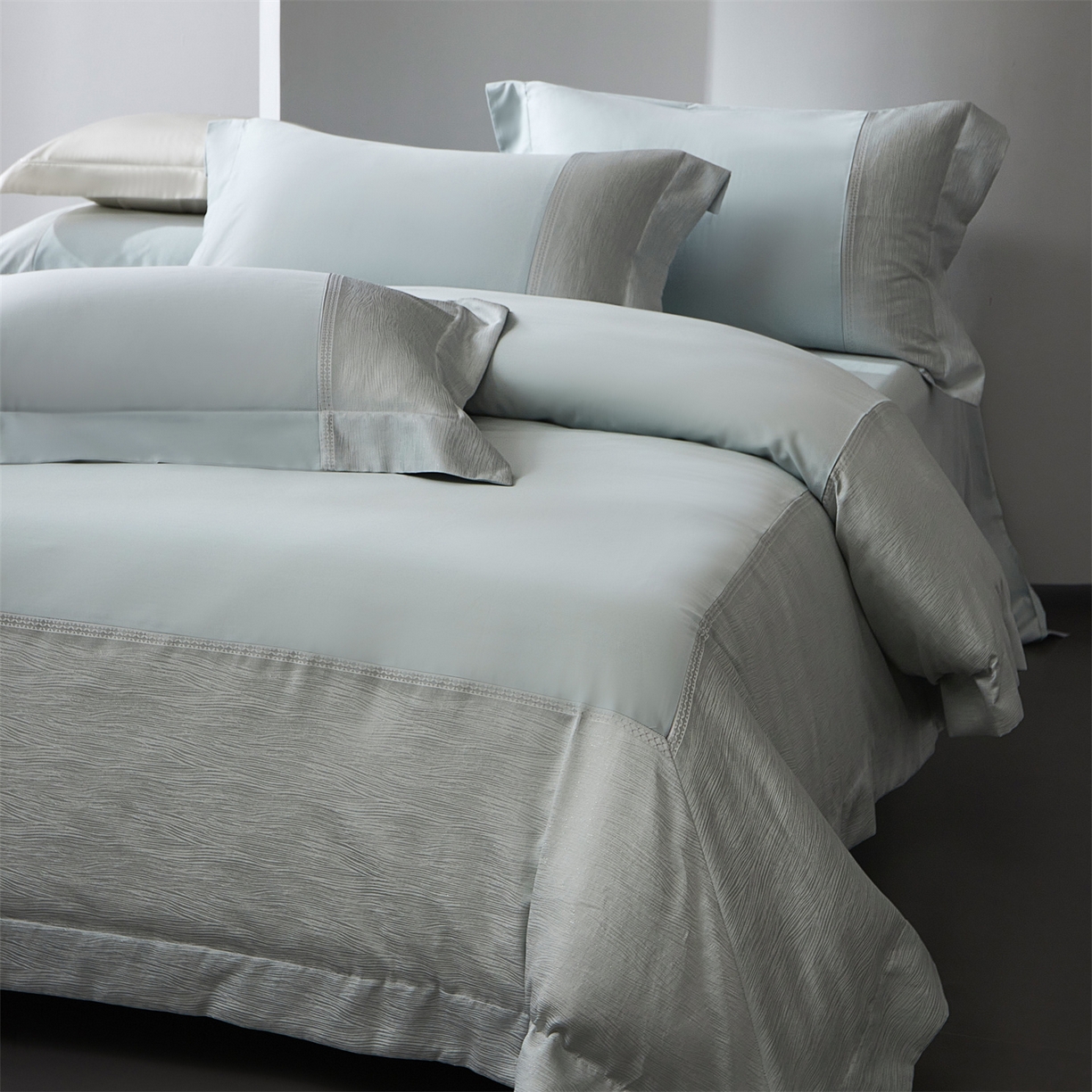 91家纺网 家纺一手货源 找家纺 （总）馨蕊家居 2026春夏新款100S全棉纯棉高精密提花刺绣四件套-追光