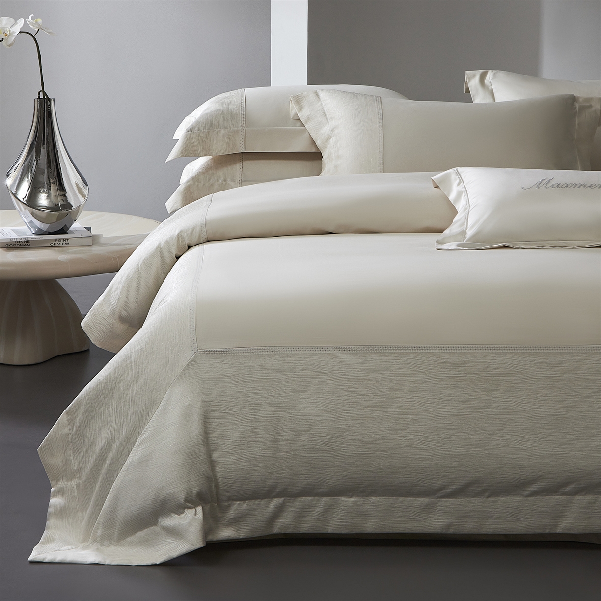 91家纺网 家纺一手货源 找家纺 馨蕊家居 2026春夏新款100S全棉纯棉高精密提花刺绣四件套-追光 追光-奶咖