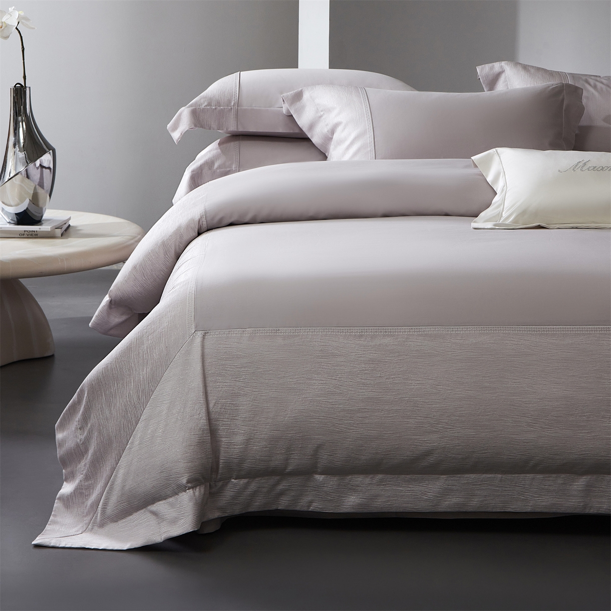 91家纺网 家纺一手货源 找家纺 馨蕊家居 2026春夏新款100S全棉纯棉高精密提花刺绣四件套-追光 追光-婉若紫