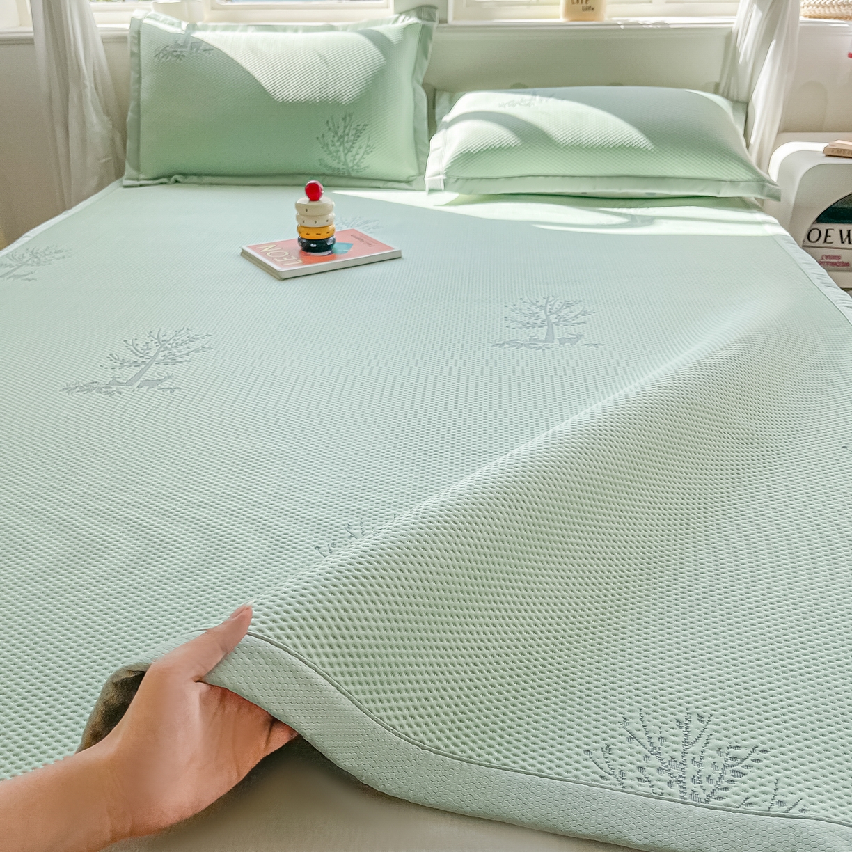 91家纺网 家纺一手货源 找家纺 （总）梓之赫 2025新款小版羊羔绒牛奶绒卡通四件套冬季加厚保暖