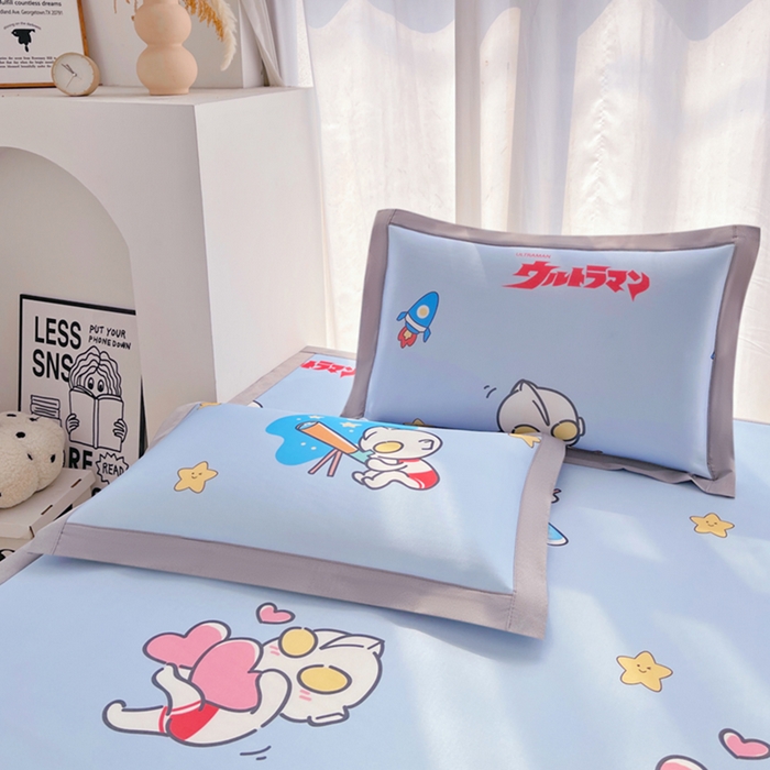 91家纺网 家纺一手货源 找家纺 云恋家纺 2026正版授权小版冰丝席卡通凉席三件套可折叠水洗软席子儿童单双人凉感空调席子 小版-奥特曼科学家