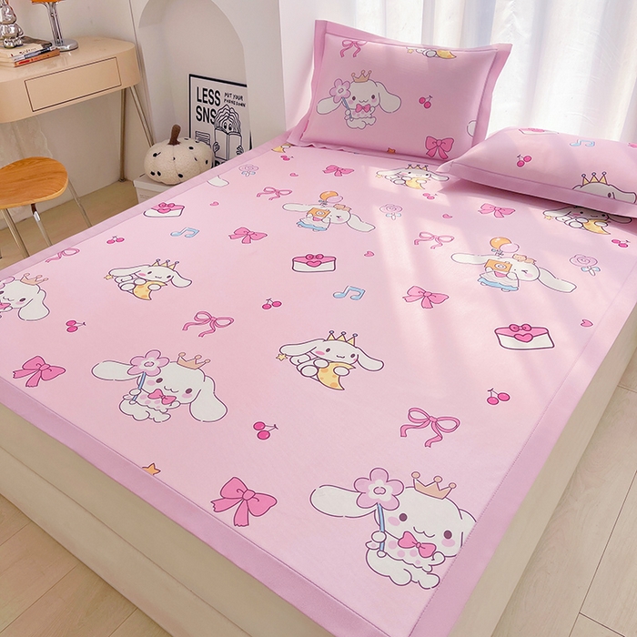 91家纺网 家纺一手货源 找家纺 云恋家纺 2026正版授权小版冰丝席卡通凉席三件套可折叠水洗软席子儿童单双人凉感空调席子 小版-蝴蝶结大耳狗