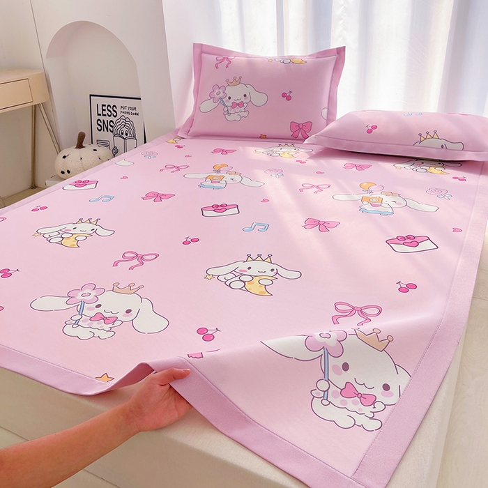 91家纺网 家纺一手货源 找家纺 云恋家纺 2026正版授权小版冰丝席卡通凉席三件套可折叠水洗软席子儿童单双人凉感空调席子 小版-蝴蝶结大耳狗