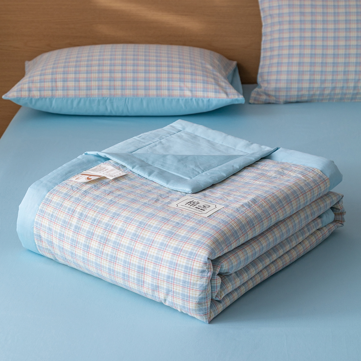 91家纺网 家纺一手货源 找家纺 几禾 2026春夏新款色织水洗棉棉花夏被夏凉被空调被 密格蓝