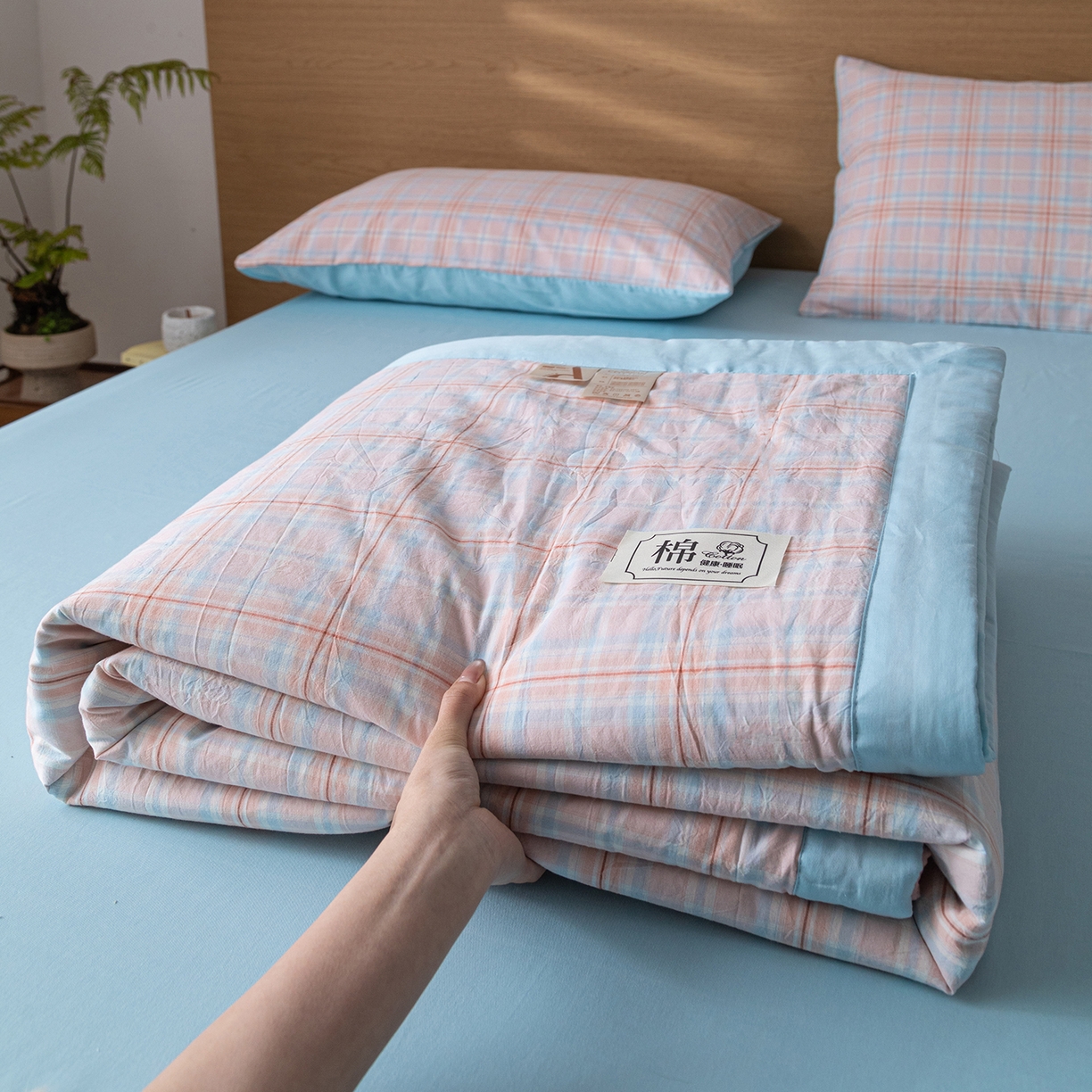 91家纺网 家纺一手货源 找家纺 几禾 2026春夏新款色织水洗棉棉花夏被夏凉被空调被 中格粉