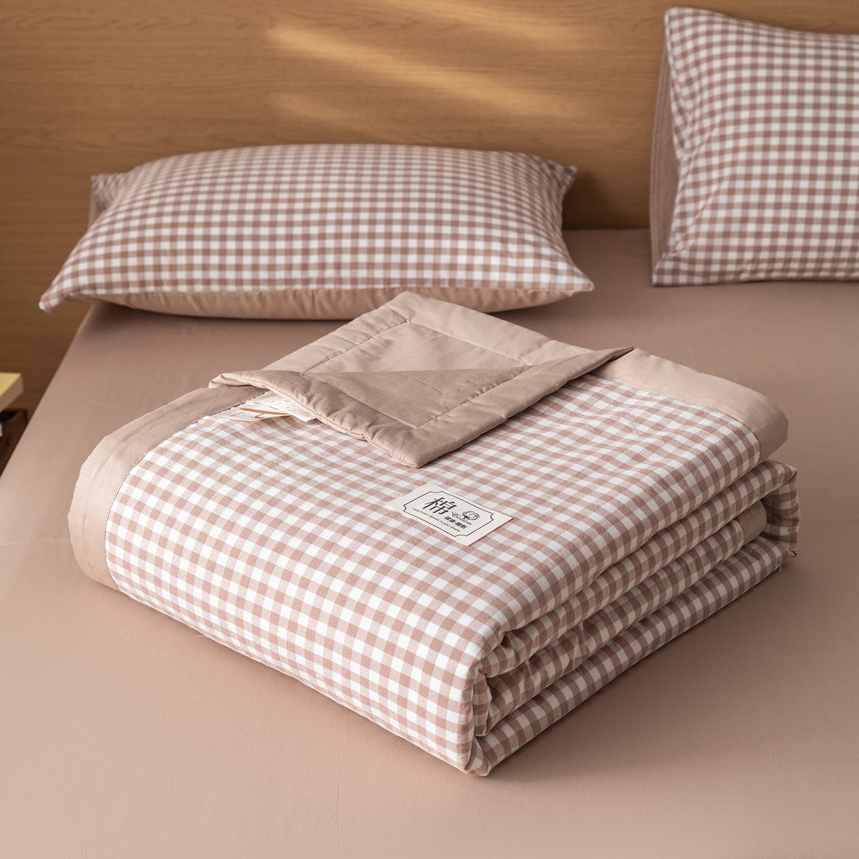 91家纺网 家纺一手货源 找家纺 几禾 2026春夏新款色织水洗棉棉花夏被夏凉被空调被 咖小格