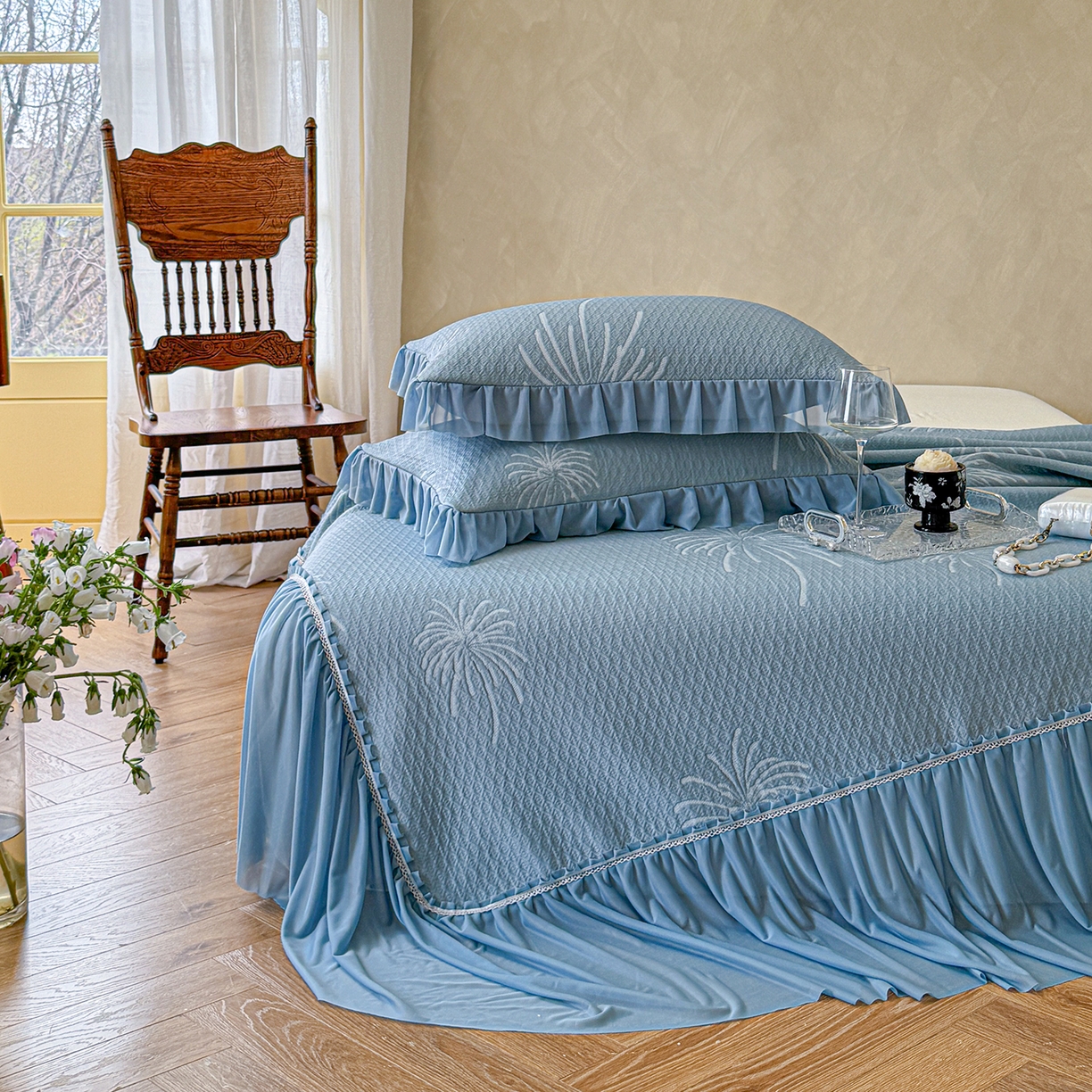 亿品家纺 2026新款550克PE高分子单泡提花凉感复合床裙款凉席 雾澜花火-蓝(不复合)