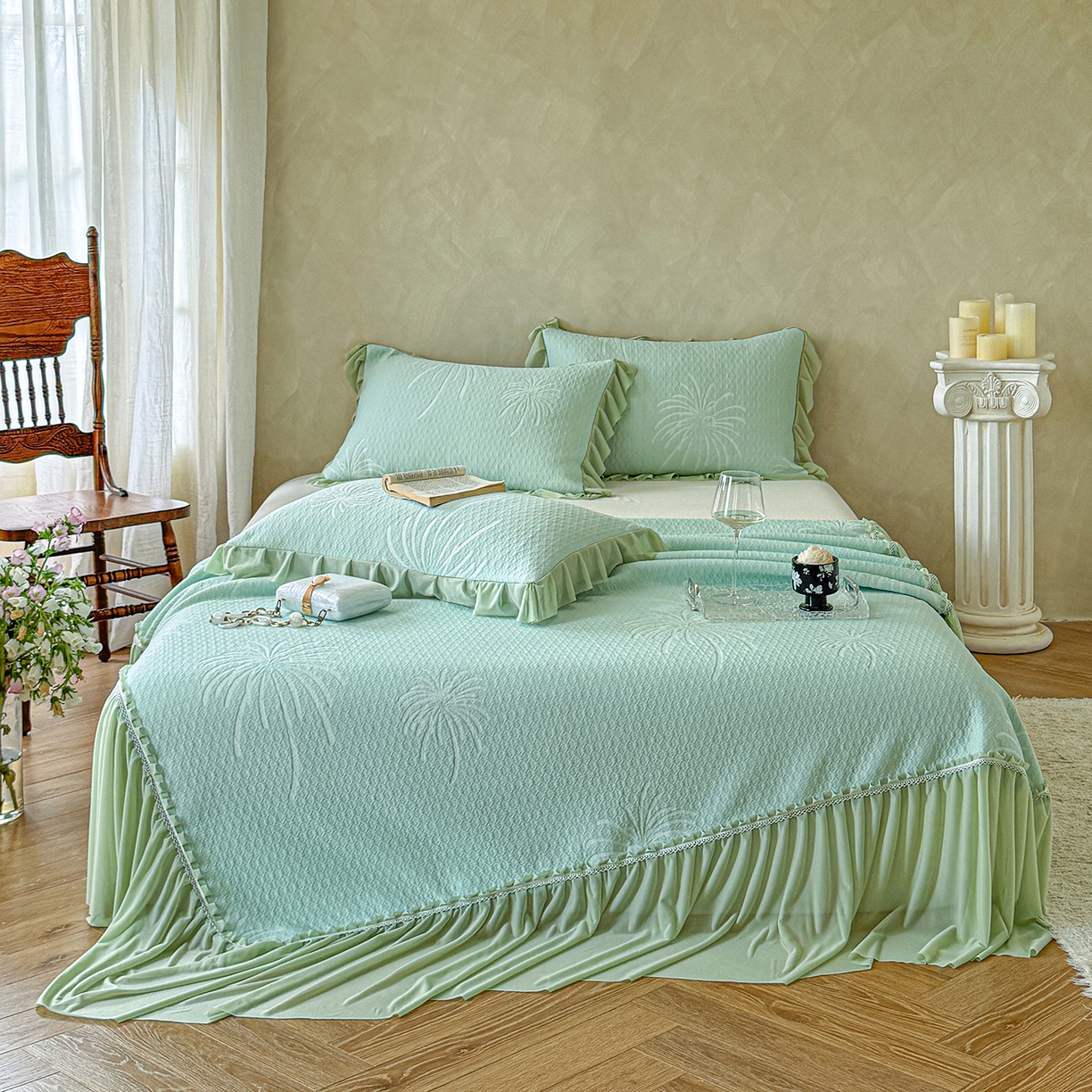 91家纺网 家纺一手货源 找家纺 亿品家纺 2026新款550克PE高分子单泡提花凉感复合床裙款凉席 雾澜花火-绿(不复合)