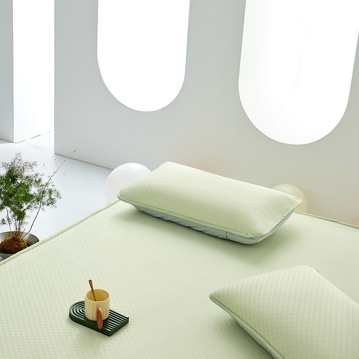 91家纺网 家纺一手货源 找家纺 （总）LADYCOCO可可家居 2026新款冰皮小提花三明治凉席三件套