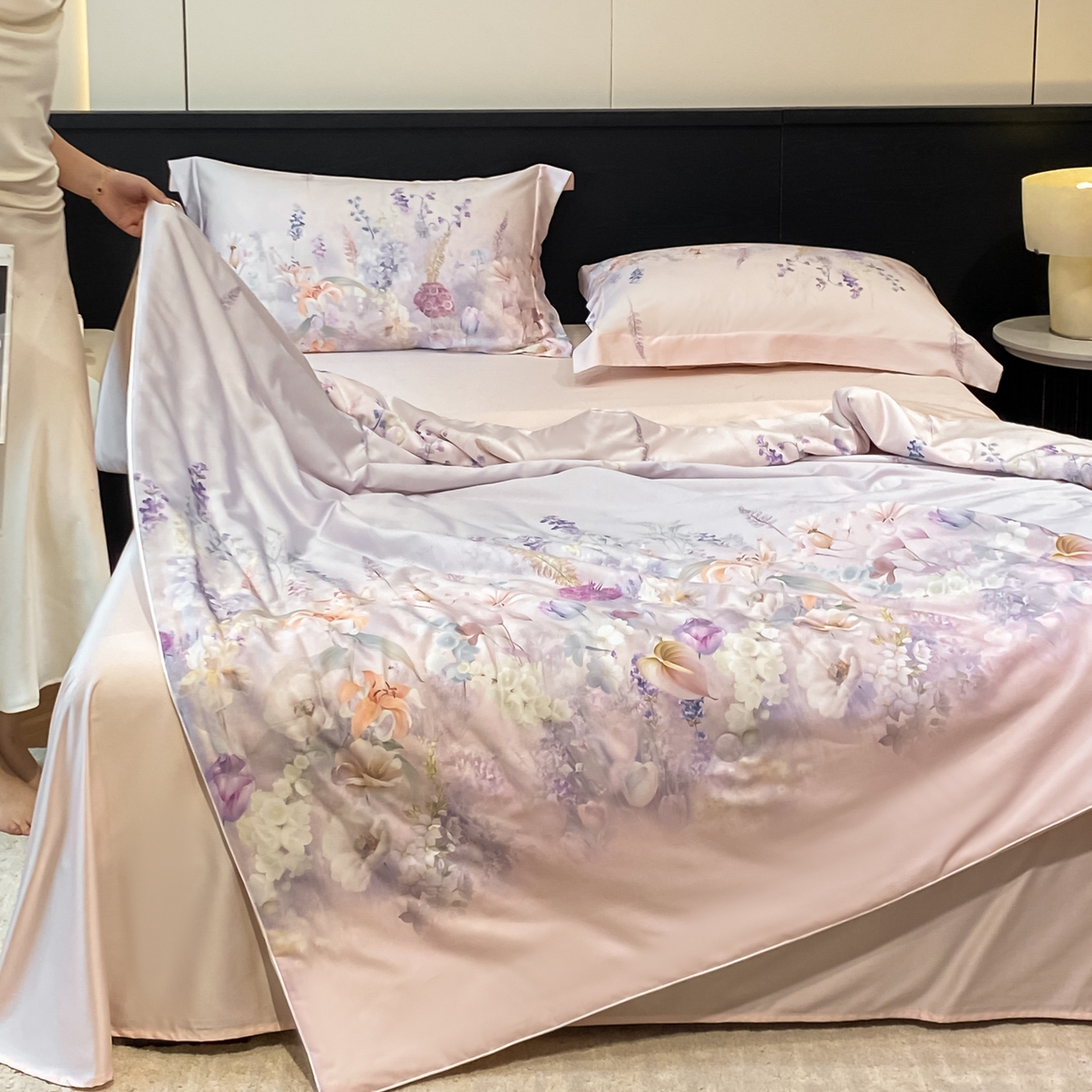 91家纺网 家纺一手货源 找家纺 新方向 【控价 提供买家秀】2026新款数码印花A类20%蚕丝天丝棉夏被四件套-那些花儿 那些花儿-山茶粉