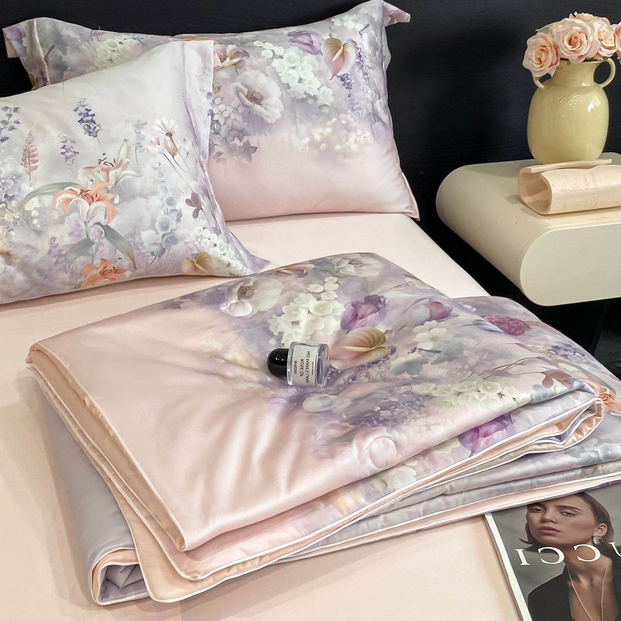 91家纺网 家纺一手货源 找家纺 新方向 【控价 提供买家秀】2026新款数码印花A类20%蚕丝天丝棉夏被四件套-那些花儿 那些花儿-山茶粉