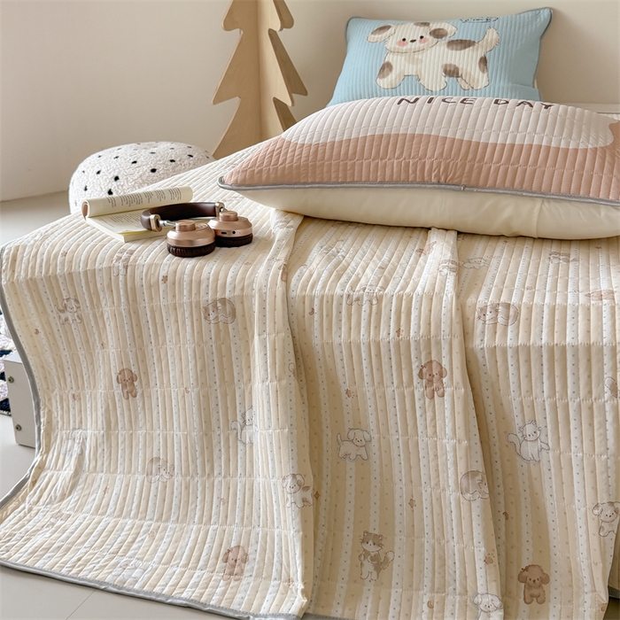 91家纺网 家纺一手货源 找家纺 吾欢心 2026夏季新款仿锦安凉感丝床盖款夏被四件套可可机洗凉感值大于0.2 眠眠狗