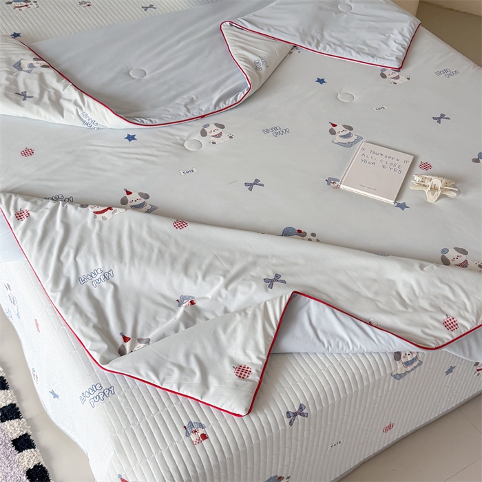 91家纺网 家纺一手货源 找家纺 吾欢心 2026夏季新款仿锦安凉感丝床盖款夏被四件套可可机洗凉感值大于0.2 软萌狗