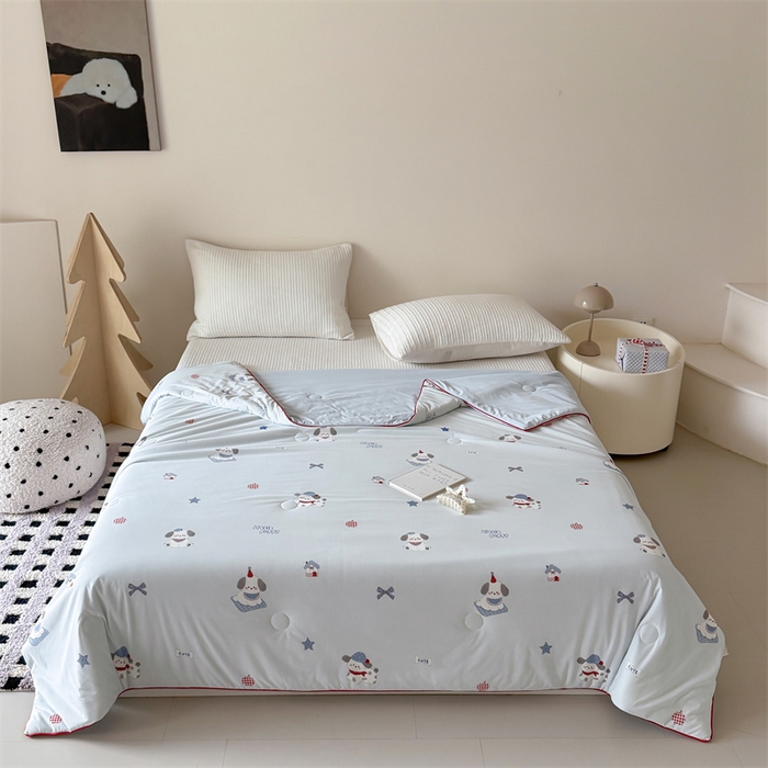 91家纺网 家纺一手货源 找家纺 吾欢心 2026夏季新款仿锦安凉感丝床盖款夏被四件套可可机洗凉感值大于0.2 软萌狗