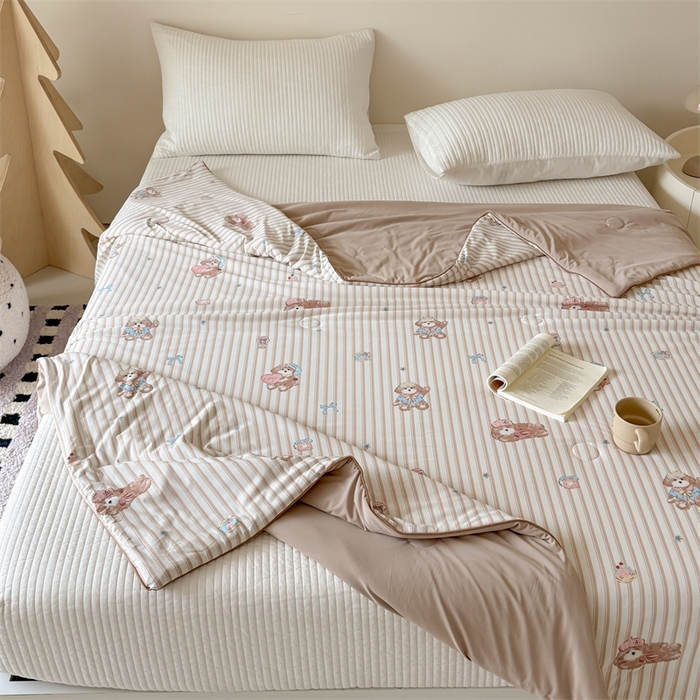 91家纺网 家纺一手货源 找家纺 吾欢心 2026夏季新款A类仿锦安凉感丝夏凉被空调被 乖乖小狗