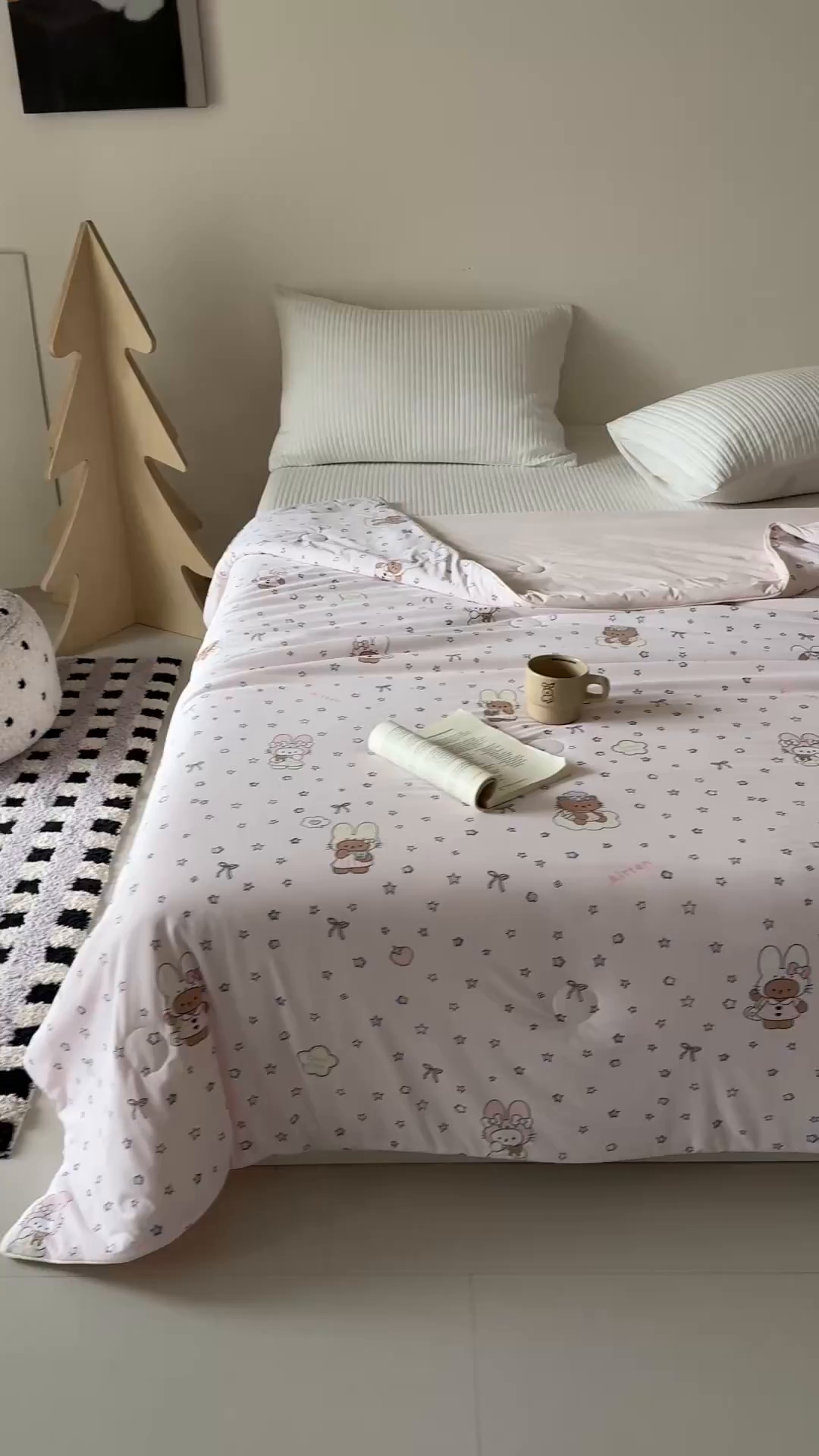 91家纺网 家纺一手货源 找家纺 吾欢心 2026夏季新款A类仿锦安凉感丝夏凉被空调被 甜梦兔