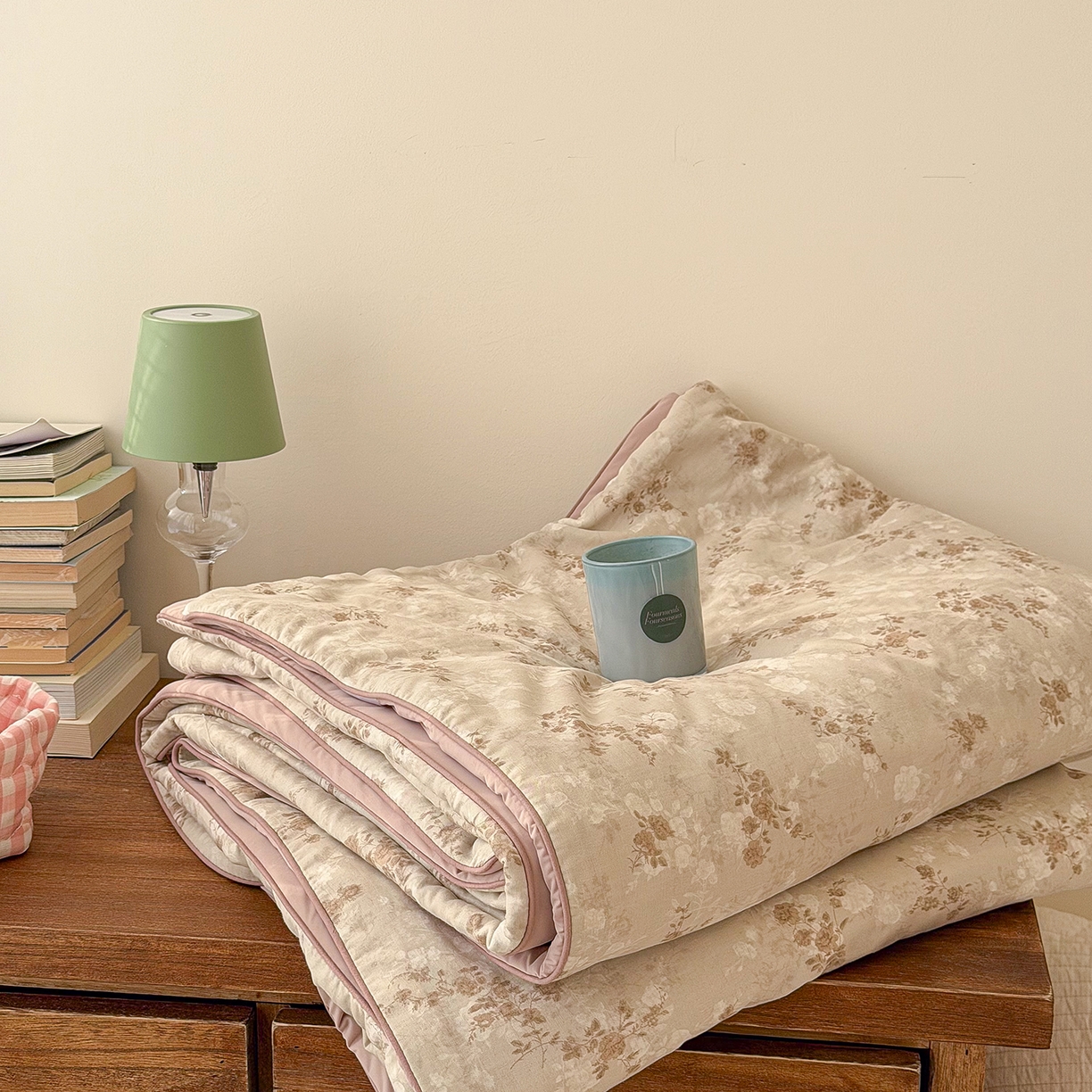 91家纺网 家纺一手货源 找家纺 Sweet dreams甜梦 2026新款A类全棉双层纱锦氨凉感夏被 楼兰米