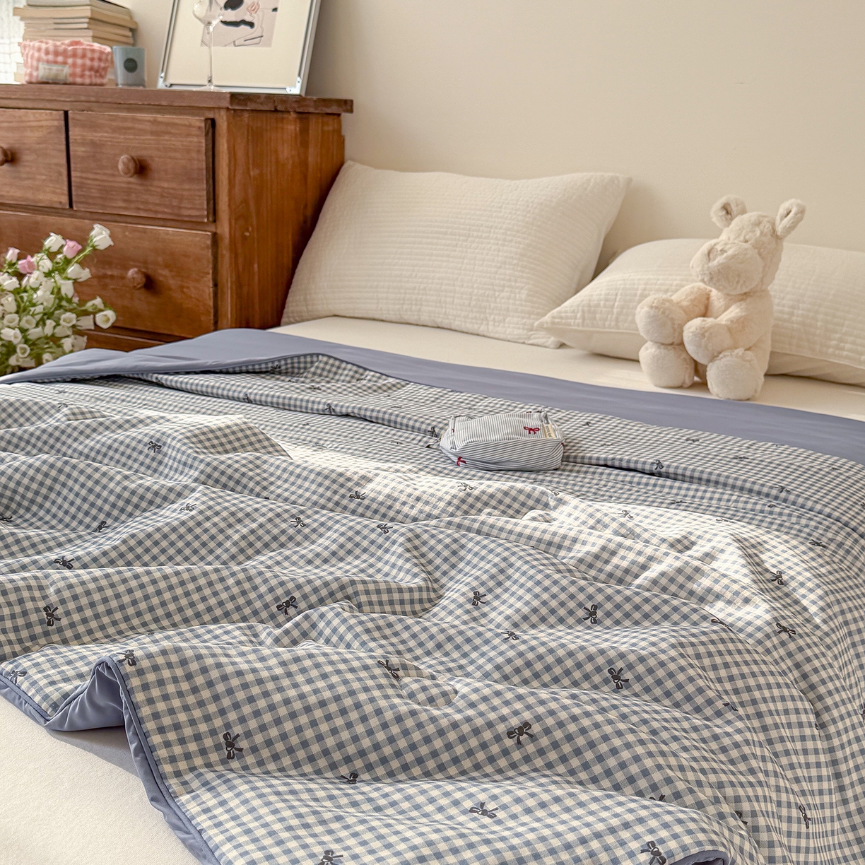 91家纺网 家纺一手货源 找家纺 Sweet dreams甜梦 2026新款A类全棉双层纱锦氨凉感夏被 千颂伊蓝