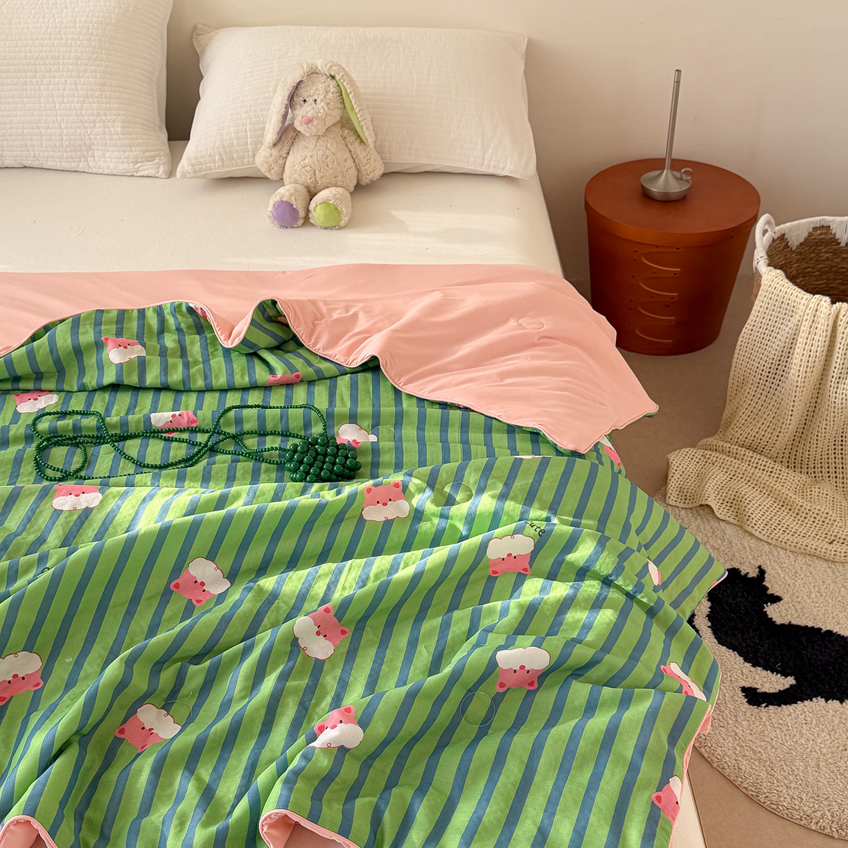 91家纺网 家纺一手货源 找家纺 Sweet dreams甜梦 2026新款A类全棉双层纱锦氨凉感夏被 条纹小熊仔