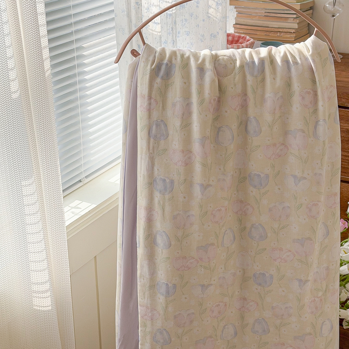 91家纺网 家纺一手货源 找家纺 Sweet dreams甜梦 2026新款A类全棉双层纱锦氨凉感夏被 郁金花海