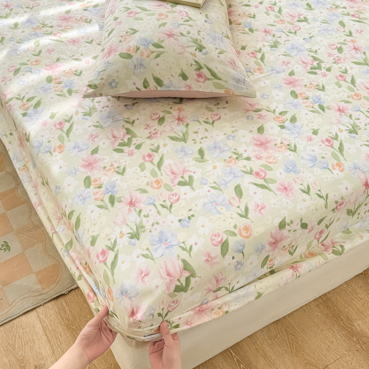 91家纺网 家纺一手货源 找家纺 2026新款A类云感棉仿棉亲肤四季款床笠席梦思床罩全包床单三件套 风信子