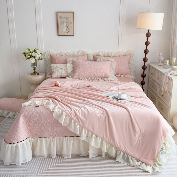 91家纺网 家纺一手货源 找家纺 菊上家纺 2026新款轻奢法式银丝豆豆席席子凉席-蝶恋花语 蝶恋花语-粉