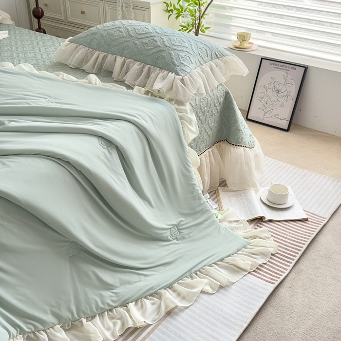 91家纺网 家纺一手货源 找家纺 菊上家纺 2026新款轻奢法式银丝豆豆席席子凉席-蝶恋花语 蝶恋花语-绿