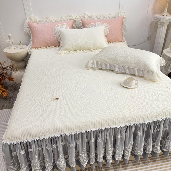 91家纺网 家纺一手货源 找家纺 （总）菊上家纺 2026新款PE凉感床裙款凉席夏被夏凉被空调被四件套-清雅之梦