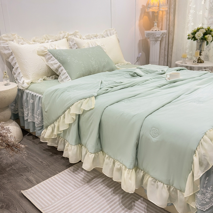 91家纺网 家纺一手货源 找家纺 菊上家纺 2026新款PE凉感床裙款凉席夏被夏凉被空调被四件套-清雅之梦 清雅之梦-抹茶绿