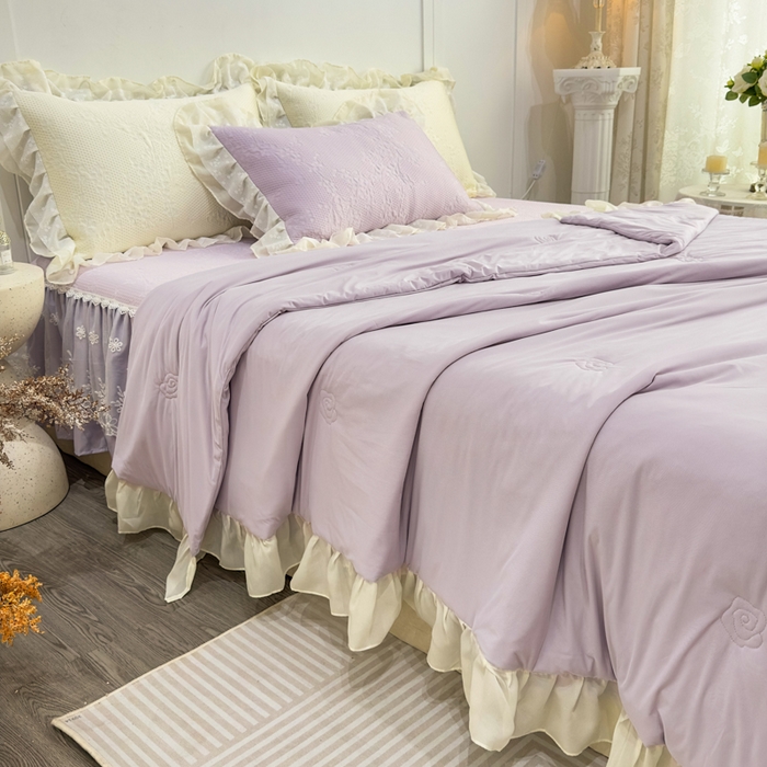 91家纺网 家纺一手货源 找家纺 菊上家纺 2026新款PE凉感床裙款凉席夏被夏凉被空调被四件套-清雅之梦 清雅之梦-香芋紫