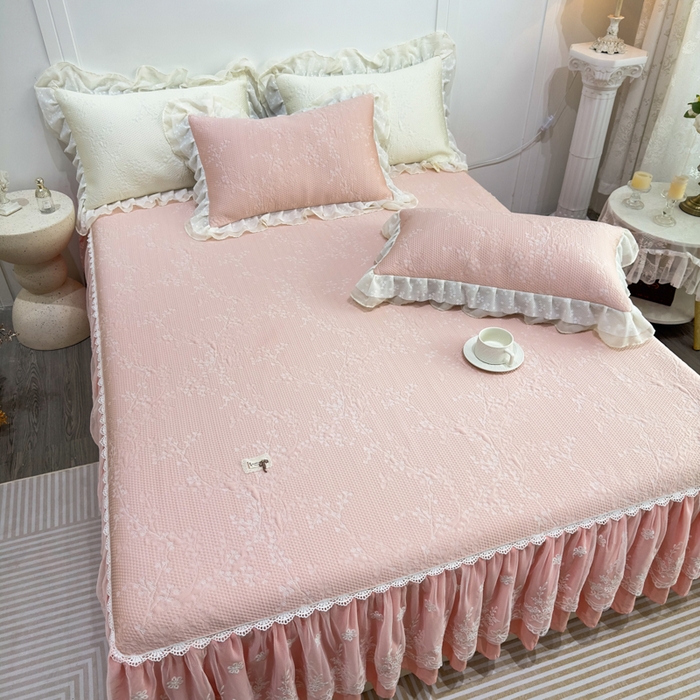 91家纺网 家纺一手货源 找家纺 菊上家纺 2026新款PE凉感床裙款凉席夏被夏凉被空调被四件套-清雅之梦 清雅之梦-樱花粉