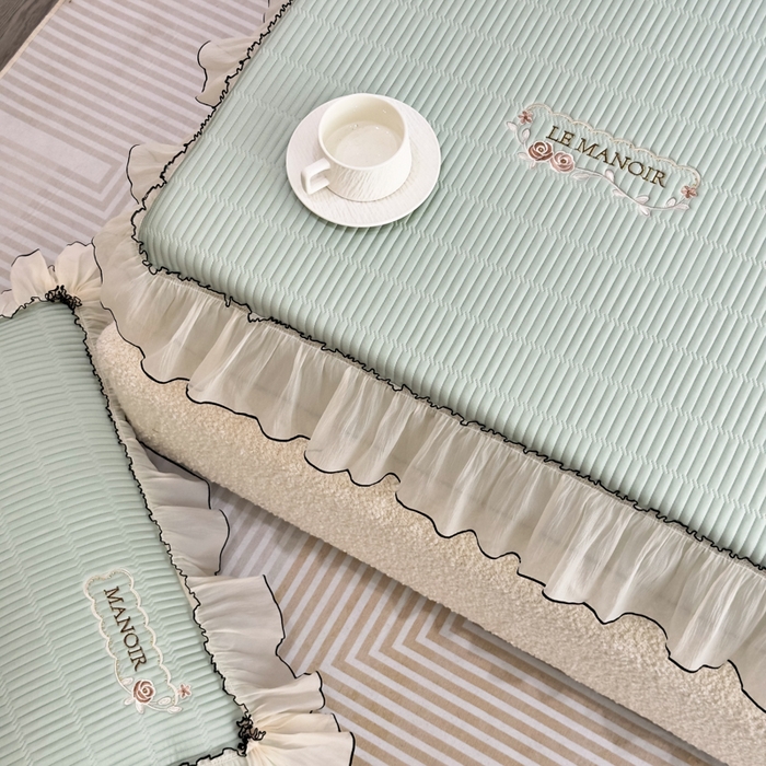 91家纺网 家纺一手货源 找家纺 （总）菊上家纺 2026新款法式风PE床笠款凉席夏被夏凉被空调被四件套-法颂