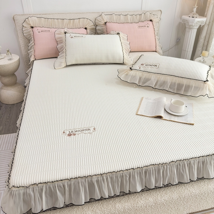 91家纺网 家纺一手货源 找家纺 菊上家纺 2026新款法式风PE床笠款凉席夏被夏凉被空调被四件套-法颂 法颂-珍珠白