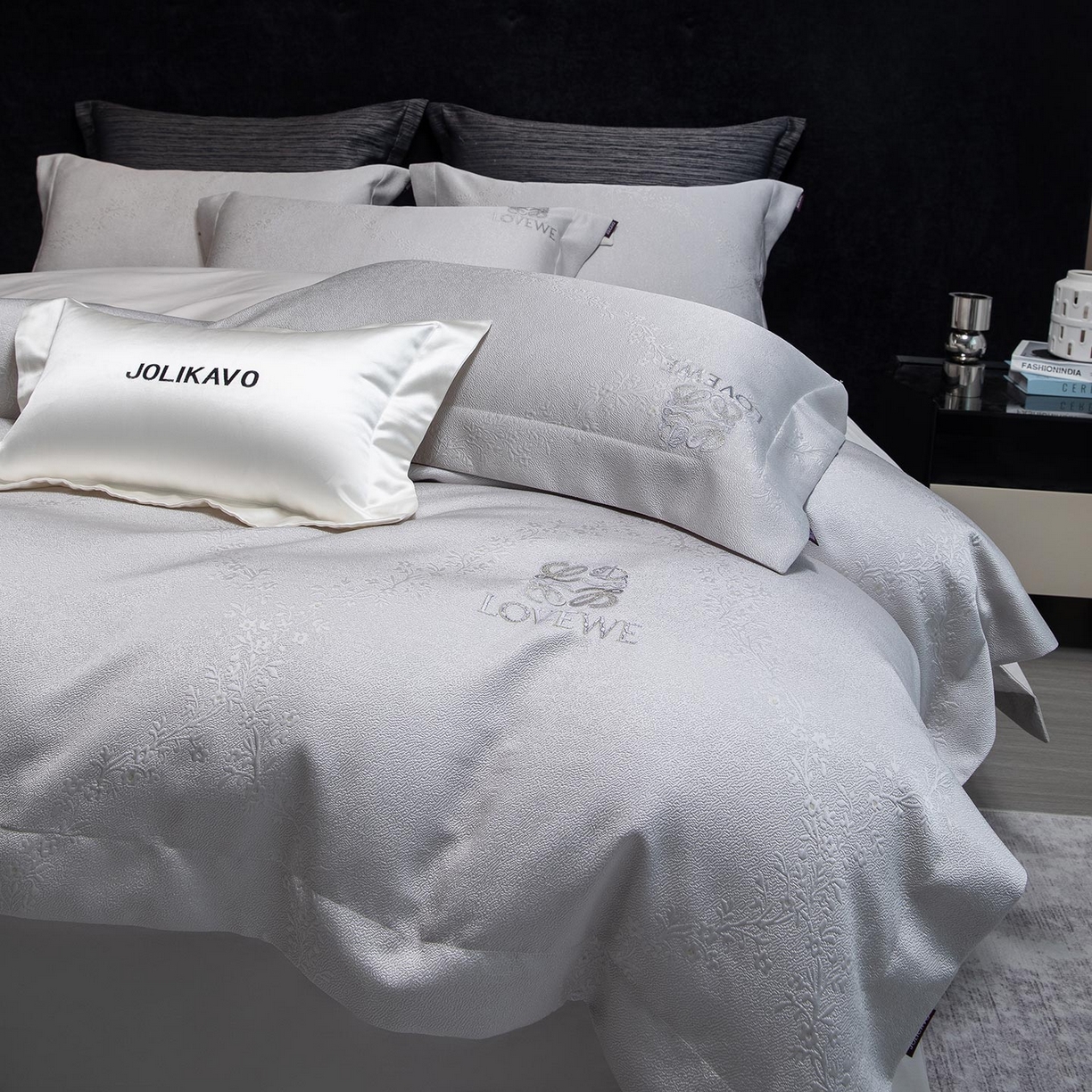 91家纺网 家纺一手货源 找家纺 2026高端新品A类100支长绒棉纯棉四件套100全棉厚织提花轻奢风重工刺绣被套 艾弗里-灰