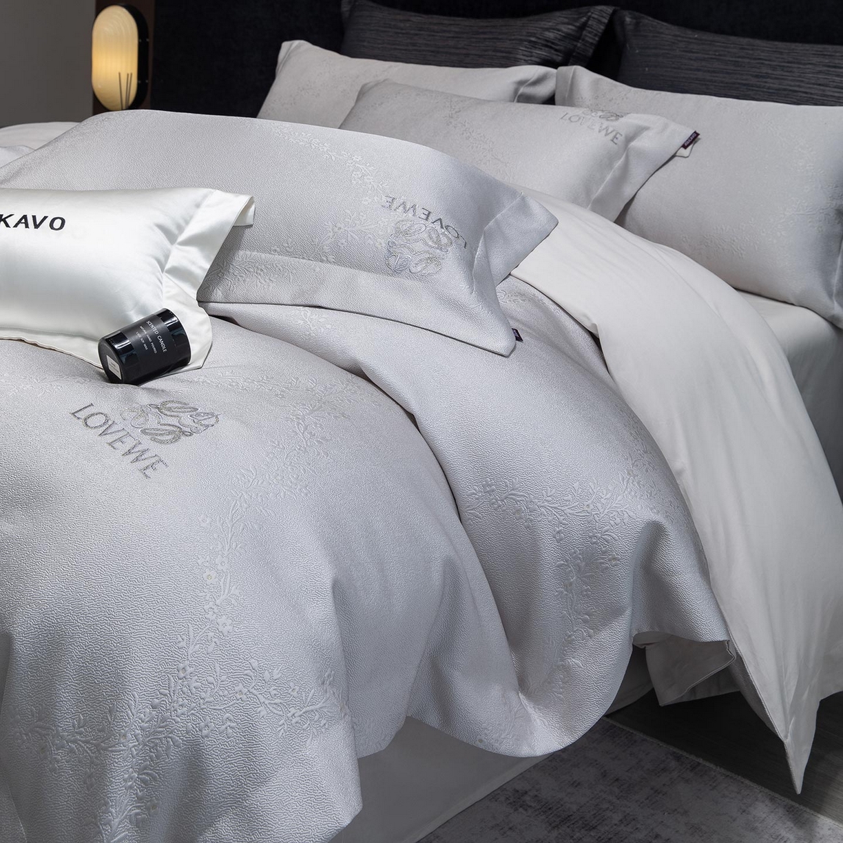 91家纺网 家纺一手货源 找家纺 2026高端新品A类100支长绒棉纯棉四件套100全棉厚织提花轻奢风重工刺绣被套 艾弗里-灰