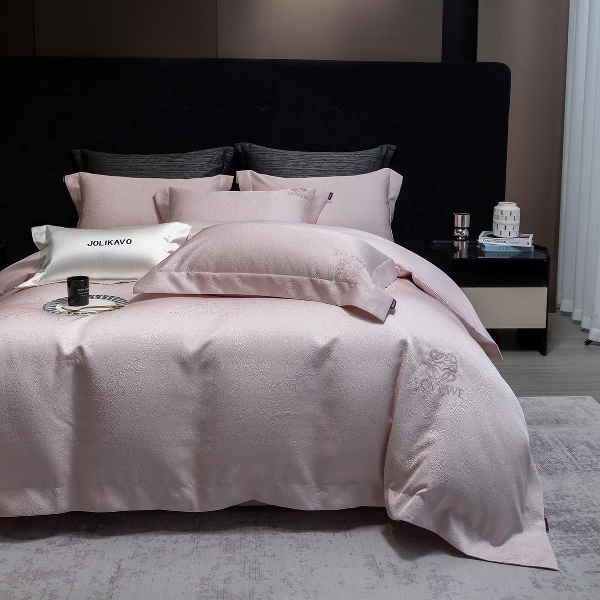 91家纺网 家纺一手货源 找家纺 2026高端新品A类100支长绒棉纯棉四件套100全棉厚织提花轻奢风重工刺绣被套 艾弗里-粉