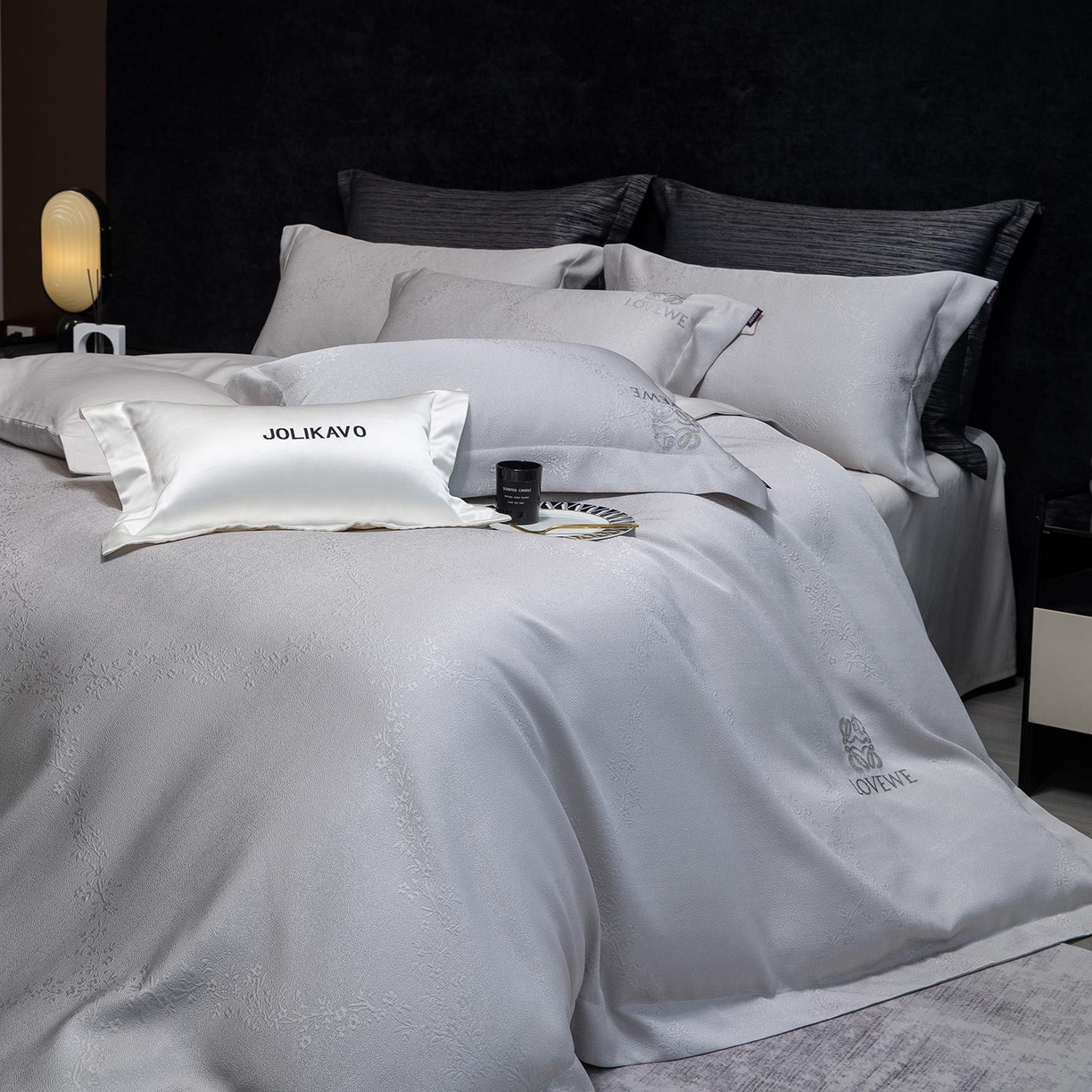 91家纺网 家纺一手货源 找家纺 2026高端新品A类100支长绒棉纯棉四件套100全棉厚织提花轻奢风重工刺绣被套 艾弗里-灰