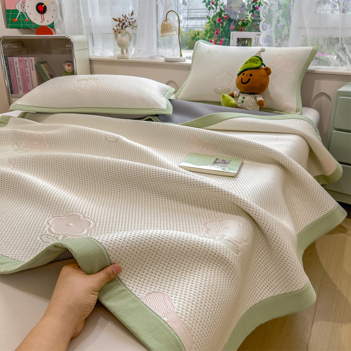 91家纺网 家纺一手货源 找家纺 雯豆家纺 2026新款PE中分子凉感凉席条席三件套加厚三明治款复合卡通提花凉席 PE提花凉席-郁金香