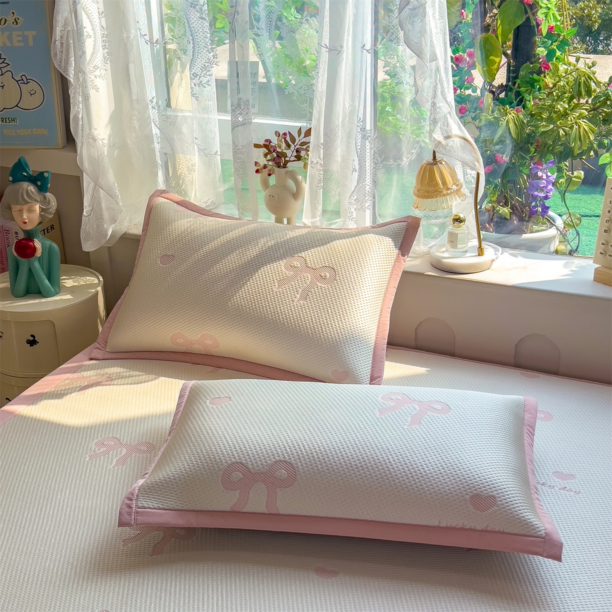 91家纺网 家纺一手货源 找家纺 雯豆家纺 2026新款PE中分子凉感凉席条席三件套加厚三明治款复合卡通提花凉席 PE提花凉席-蝴蝶结