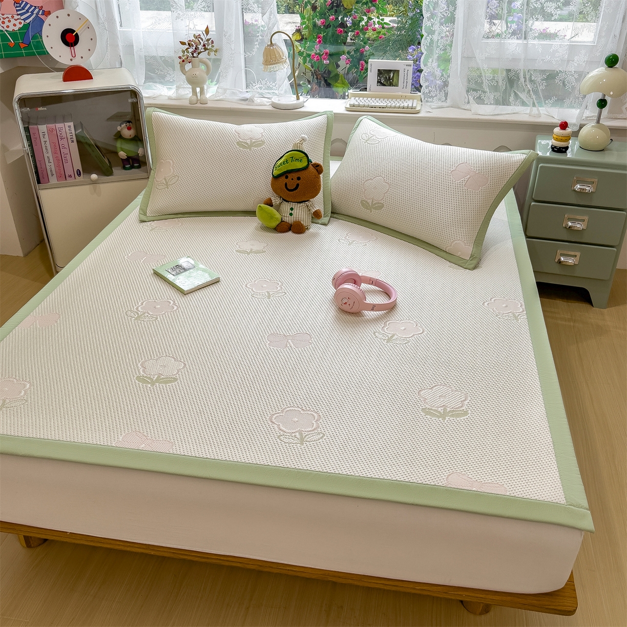 91家纺网 家纺一手货源 找家纺 雯豆家纺 2026新款PE中分子凉感凉席条席三件套加厚三明治款复合卡通提花凉席 PE提花凉席-郁金香