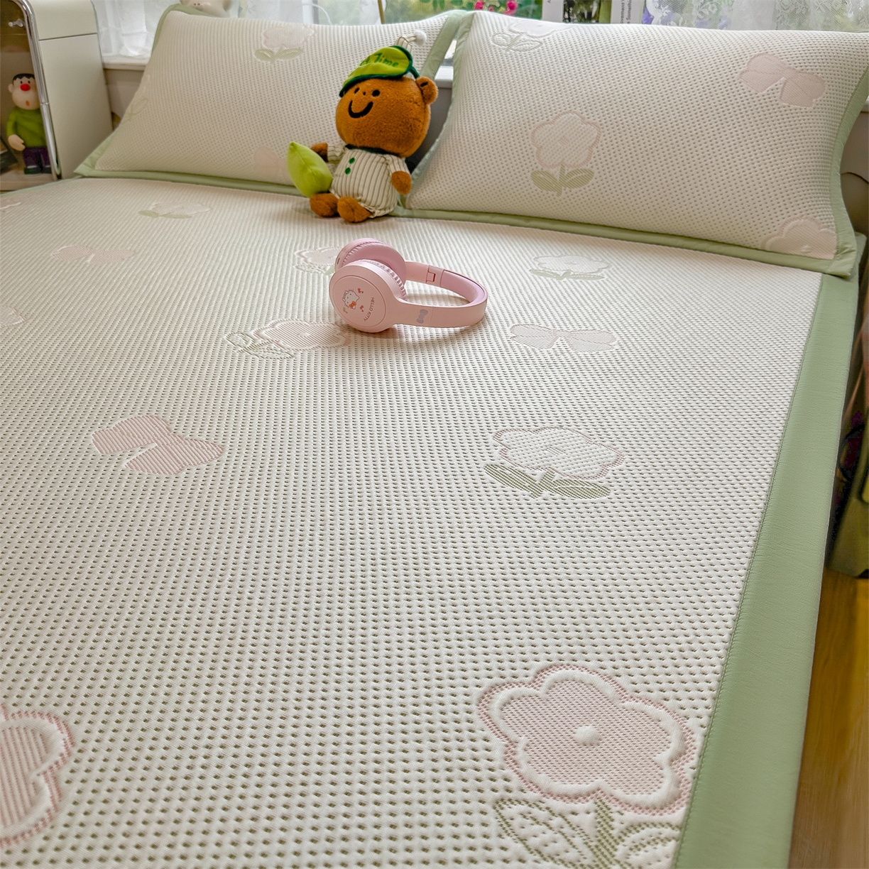 91家纺网 家纺一手货源 找家纺 雯豆家纺 2026新款PE中分子凉感凉席条席三件套加厚三明治款复合卡通提花凉席 PE提花凉席-郁金香