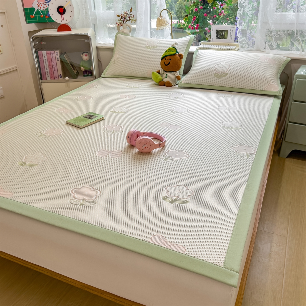 91家纺网 家纺一手货源 找家纺 雯豆家纺 2026新款PE中分子凉感凉席条席三件套加厚三明治款复合卡通提花凉席 PE提花凉席-郁金香