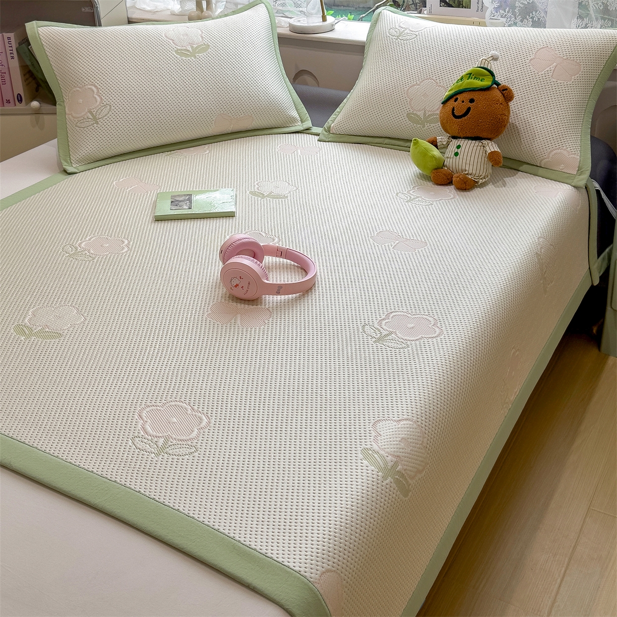 91家纺网 家纺一手货源 找家纺 雯豆家纺 2026新款PE中分子凉感凉席条席三件套加厚三明治款复合卡通提花凉席 PE提花凉席-郁金香