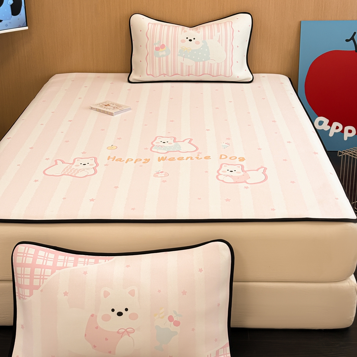 91家纺网 家纺一手货源 找家纺 懒猫家纺 2026新款大版卡通云感果冻床席床笠凉席 蜜桃汪星-床席款