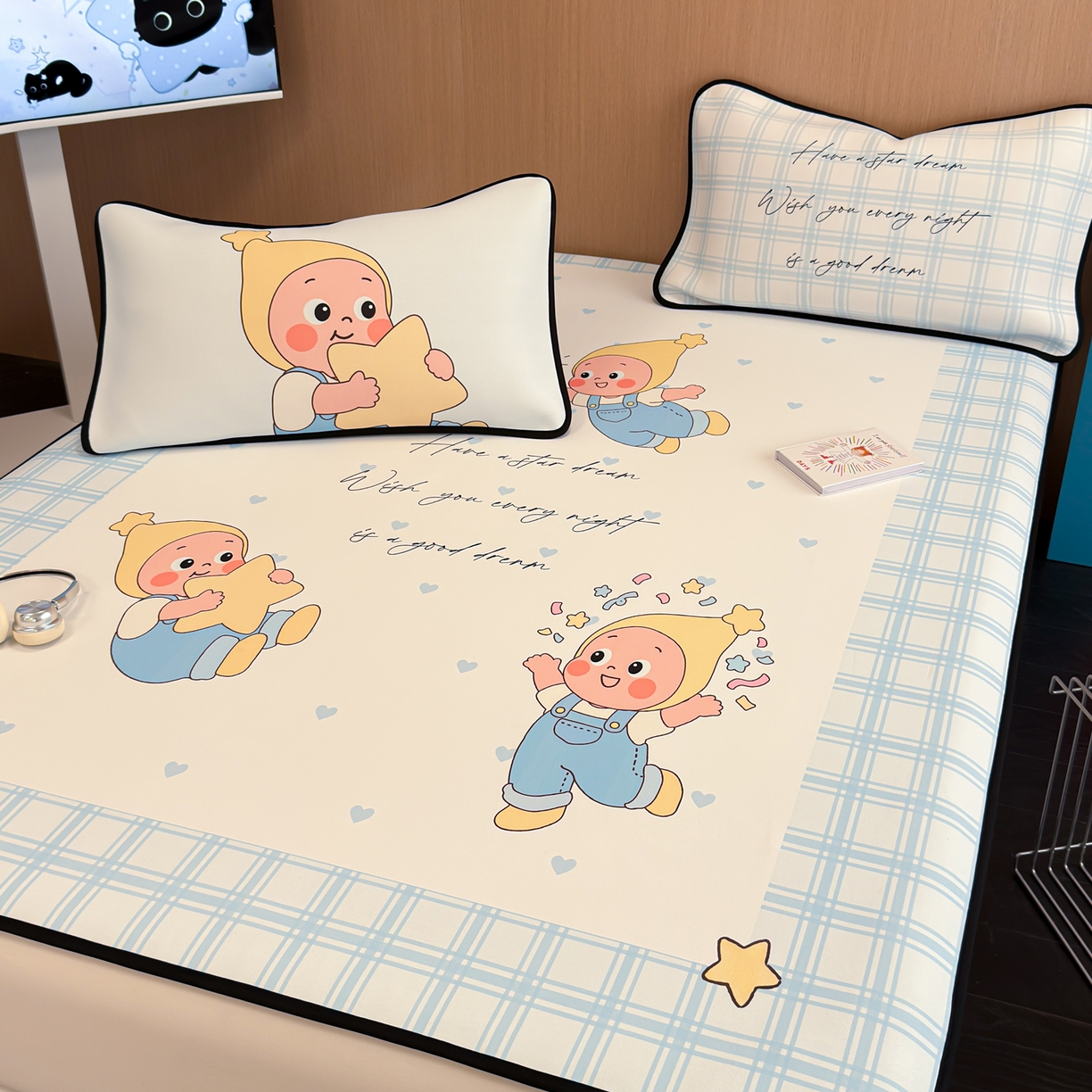 91家纺网 家纺一手货源 找家纺 懒猫家纺 2026新款大版卡通云感果冻床席床笠凉席 晚安小星星-床席款