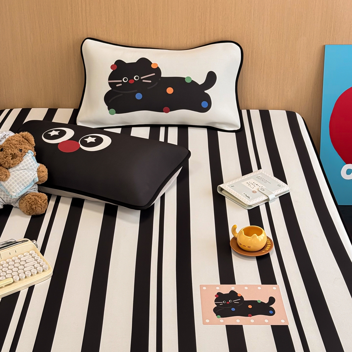 91家纺网 家纺一手货源 找家纺 懒猫家纺 2026新款大版卡通云感果冻床席床笠凉席 极简黑猫-床笠款